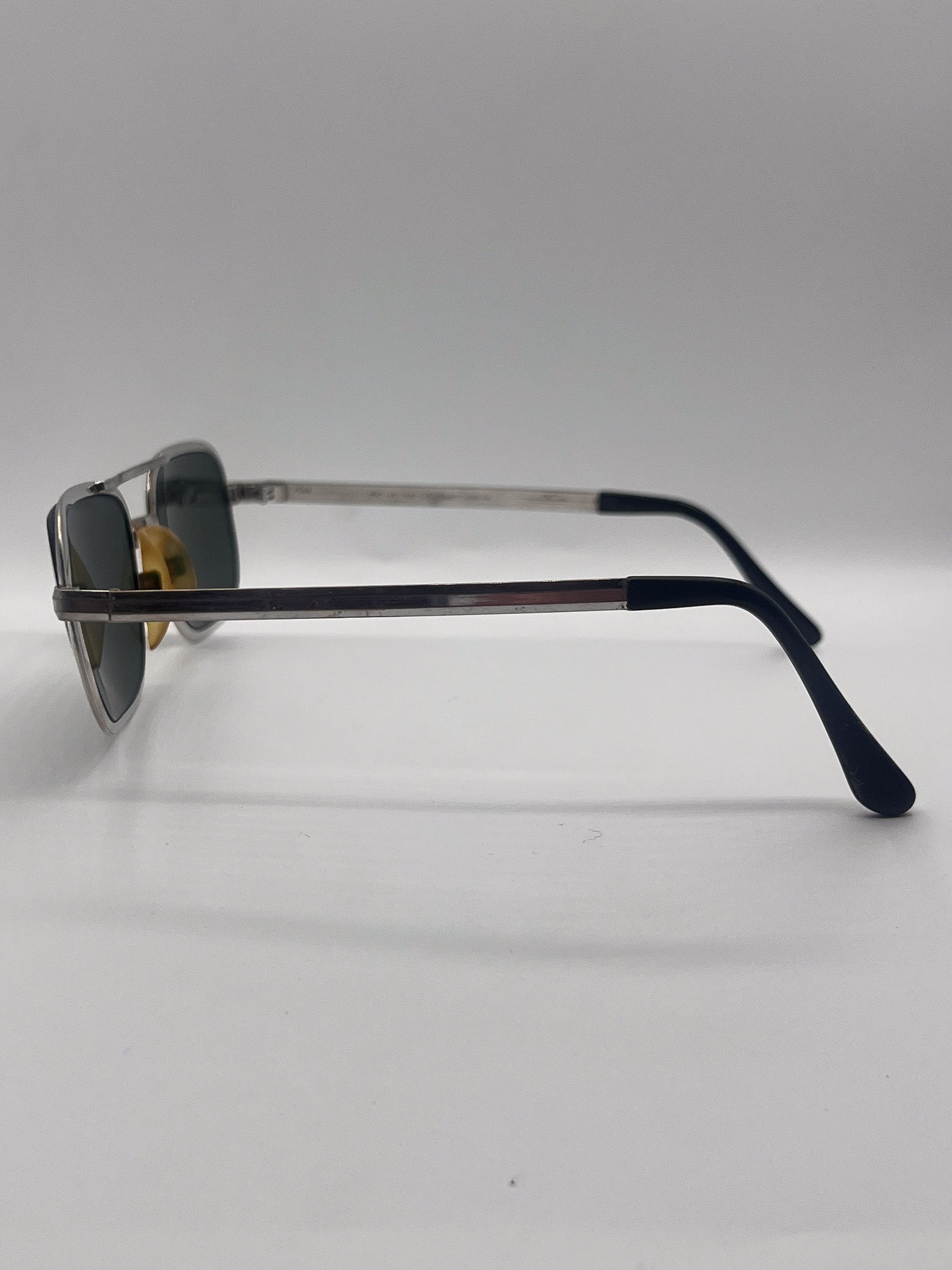 M/c 10K 1960s sunglasses – Wesh NYC